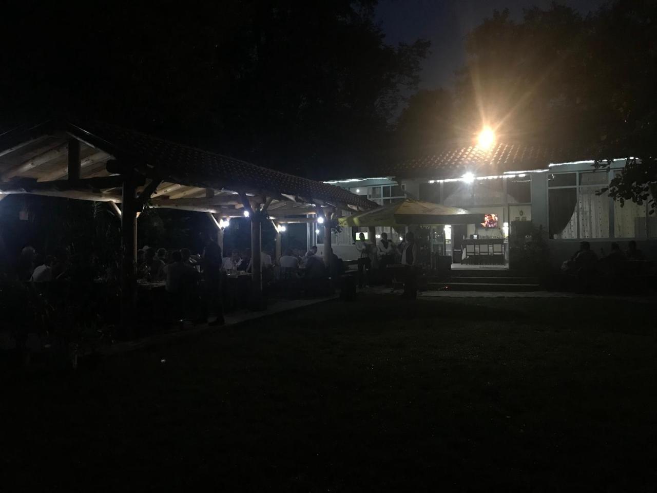Hotel Holiday Park Ranchoto Kirkowo Exterior foto