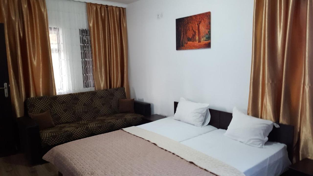 Hotel Holiday Park Ranchoto Kirkowo Exterior foto